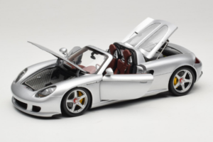 Porsche Carrera GT Silver Metallic Minichamps 1:18 WAP02103014 Metal — billede 2 af 8