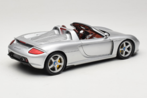 Porsche Carrera GT Silver Metallic Minichamps 1:18 WAP02103014 Metal — billede 3 af 8