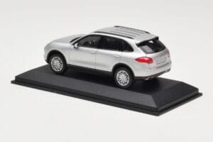 Porsche Cayenne 958 Sølv Minichamps 1:43 WAP0200020B Metal — billede 3 af 4