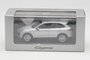 Porsche Cayenne 958 Sølv Minichamps 1:43 WAP0200020E Metal — billede 4 af 4