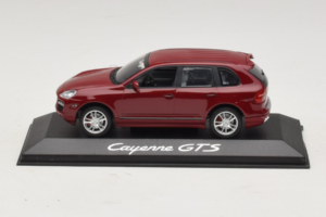 Porsche Cayenne 955 GTS Rød Med Sølvfælge Minichamps 1:43 WAP02000818 Metal