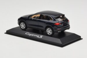 Porsche Cayenne 958 S Blue Metallic Minichamps 1:43 WAP0200060E Metal — billede 3 af 4