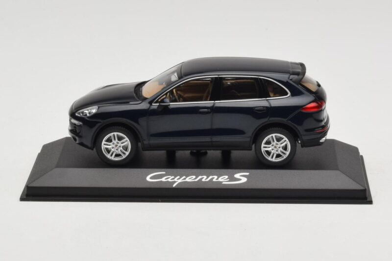 Porsche Cayenne 958 S Blue Metallic Minichamps 1:43 WAP0200060E Metal