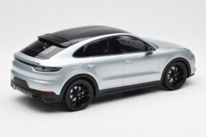 Porsche Cayenne E3 S Coupe Dolo Sølv Norev 1:18 WAP0213220K Metal — billede 2 af 6