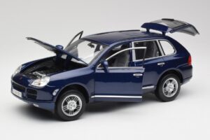Porsche Cayenne S 9PA Dark Sea Blå Metallic Maisto 1:18 31635 Metal — billede 2 af 8