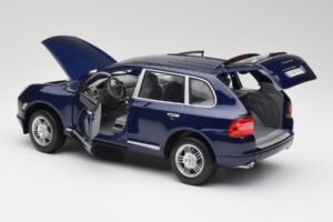 Porsche Cayenne S 9PA Dark Sea Blå Metallic Maisto 1:18 31635 Metal — billede 5 af 8