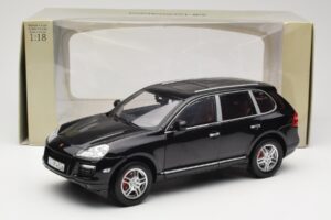 Porsche Cayenne Turbo 957 Sort Norev 1:18 WAP02112317 Metal — billede 8 af 8