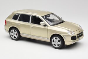 Porsche Cayenne Turbo 955 Beige Maisto 1:18 WAP02100113 Metal — billede 6 af 8