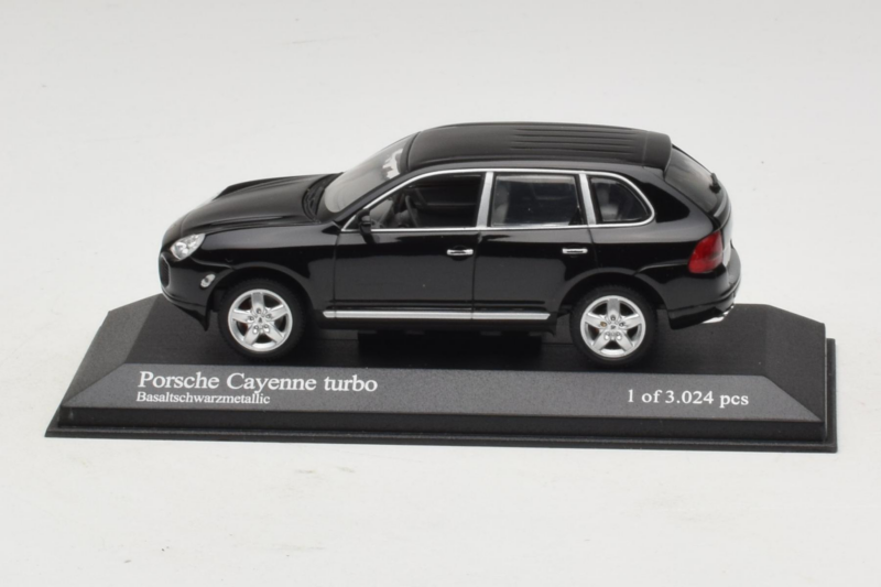 Porsche Cayenne 955 Turbo Black Metallic Minichamps 1:43 400061080 Metal