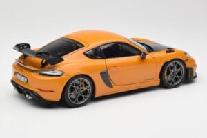 Porsche Cayman GT4 RS 982 Weissach Package Bahama Yellow Norev 1:18 187252 Metal — billede 3 af 8