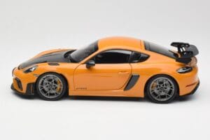 Porsche Cayman GT4 RS 982 Weissach Package Bahama Yellow Norev 1:18 187252 Metal — billede 4 af 8