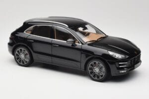 Porsche Macan Turbo 95B Black Metallic Minichamps 1:18 110062502 Metal — billede 6 af 8