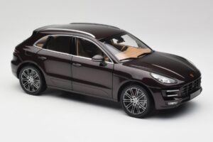 Porsche Macan 95B Turbo Mahogni Metallic Minichamps 1:18 110062500 Metal — billede 6 af 8