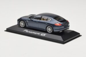Porsche Panamera 970 4 Blå Metallic Minichamps 1:43 400068220 Metal — billede 3 af 4