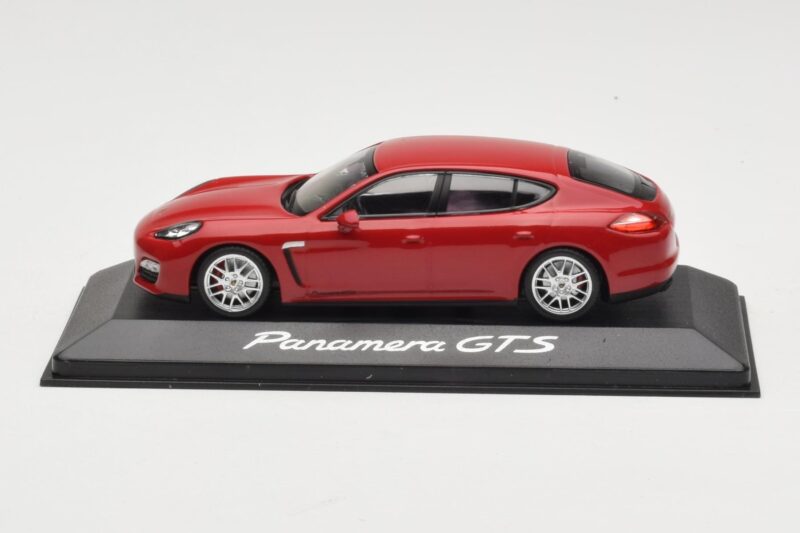 Porsche Panamera 970 GTS Rød Minichamps 1:43 WAP0200230C Metal