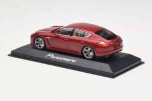 Porsche Panamera 970 Rød Minichamps 1:43 WAP02000119 Metal — billede 3 af 4