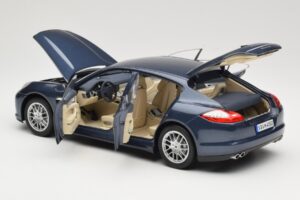 Porsche Panamera 970 S Blå Minichamps 1:18 WAP02100119 Metal — billede 5 af 8