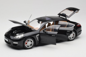 Porsche Panamera 970 Turbo Basalt Black Norev 1:18 WAP02100319 Metal — billede 2 af 8