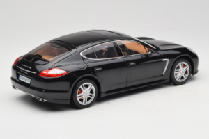 Porsche Panamera 970 Turbo Basalt Black Norev 1:18 WAP02100319 Metal — billede 3 af 8