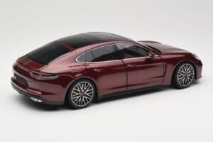 Porsche Panamera 971 Turbo S Rød Metallic Minichamps 1:18 113061077 Metal — billede 3 af 8
