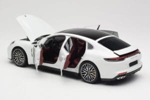 Porsche Panamera 971 Turbo S Hvid Metallic Minichamps 1:18 113061074 Metal — billede 5 af 8