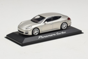 Porsche Panamera 970 Turbo Sølv Minichamps 1:43 WAP02000519 Metal — billede 2 af 5