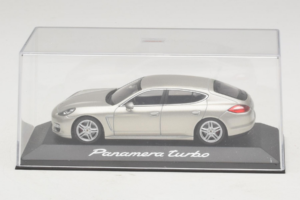 Porsche Panamera 970 Turbo Sølv Minichamps 1:43 WAP02000519 Metal — billede 4 af 5