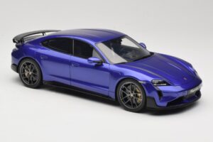 Porsche Taycan J1 Turbo GT Purple Sky Metallic GT Spirit 1:18 GT520 Resin — billede 4 af 6