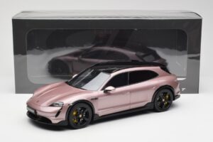 Porsche Taycan Turbo S Cross Turismo Metallic Lyserød GT Spirit 1:18 GT440 Resin — billede 6 af 6
