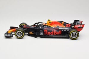 Red Bull Racing RB16 #23 A. Albon 4th Place Styrian GP 2020 Minichamps 1:18 110200223 Metal — billede 3 af 6