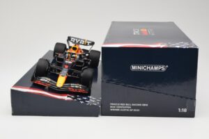 Red Bull Racing RB18 #1 M. Verstappen Winner Austin GP 2022 Minichamps 1:18 113222901 Metal — billede 6 af 6