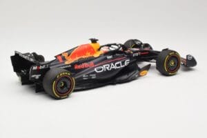 Red Bull Racing RB19 #1 M. Verstappen Winner Monaco GP 2023 Minichamps 1:18 110230701 Metal — billede 2 af 6