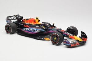 Red Bull Racing RB19 #11 S. Perez 2nd Place Miami GP 2023 Minichamps 1:18 110230511 Metal — billede 4 af 6
