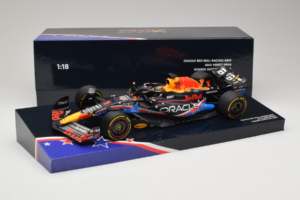 Red Bull RB19 #1 M. Verstappen Oracle Red Bull Racing United States Grand Prix Winner World Champion 2023 Minichamps 1:18 113 — billede 7 af 7