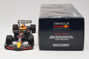 Red Bull RB19 #11 S. Perez Oracle Red Bull Racing Saudi Arabian Grand Prix Winner 2023 Minichamps 1:18 110230111 Resin — billede 6 af 6