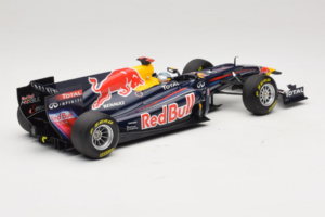 Red Bull RB7 Renault #1 S. Vettel Red Bull Racing Showcar 2011 Minichamps 1:18 110110071-1 Metal — billede 2 af 7