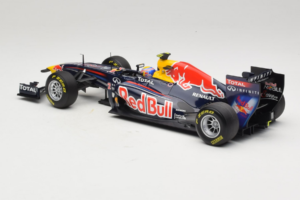 Red Bull RB7 Renault #2 M. Webber Red Bull Racing Showcar 2011 Minichamps 1:18 110110002 Metal — billede 5 af 7