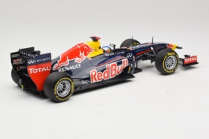 Red Bull RB8 Renault #1 S. Vettel Red Bull Racing Showcar 2012 Minichamps 1:18 110120071 Metal — billede 2 af 7