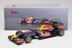 Red Bull RB8 Renault #1 S. Vettel Red Bull Racing Showcar 2012 Minichamps 1:18 110120071 Metal — billede 7 af 7