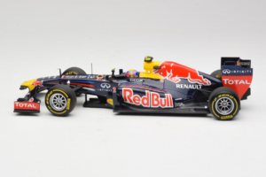Red Bull RB8 Renault #2 M. Webber Red Bull Racing Showcar 2012 Minichamps 1:18 110120072 Metal — billede 3 af 7