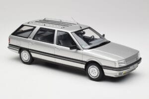 Renault 21 Nevada Sølv Metallic Otto 1:18 OT479 Resin — billede 4 af 6
