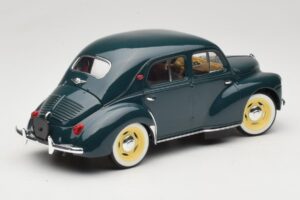 Renault 4CV Grøn Solido 1:18 8047 Metal — billede 2 af 6