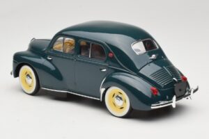 Renault 4CV Grøn Solido 1:18 8047 Metal — billede 5 af 6