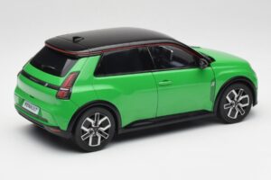 Renault 5 E-Tech Electric Pop Grøn & Sort Norev 1:18 185502 Metal — billede 3 af 8
