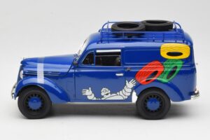 Renault Juvaquatre Michelin Blue Solido 1:18 82008 Metal — billede 4 af 8