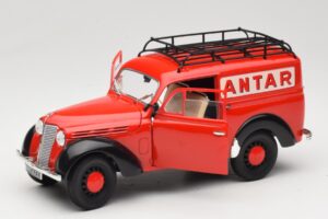 Renault Juvaquatre Utilitaire Rød Solido 1:18 8424 Metal — billede 2 af 8