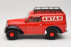 Renault Juvaquatre Utilitaire Rød Solido 1:18 8424 Metal — billede 4 af 8