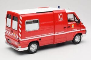 Renault Master T30 VSAB Brandvæsen Rød Otto 1:18 OT1107 Resin — billede 2 af 6