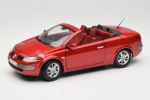 Renault Megane Mk1 CC Rød Solido 1:18 8152 Metal
