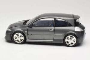 Renault Megane Mk2 RS Vampire Grey Norev 1:18 185101 Metal — billede 4 af 8